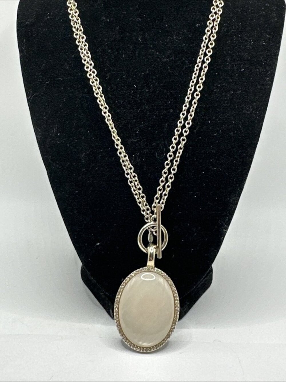 Vintage Premiere Design Mother Of Pearl Oval Double Sided Pendant Gold Tone